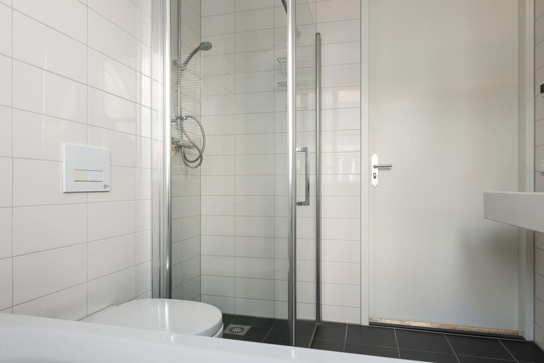 Photo 13 of Thoden van Velzenstraat 26