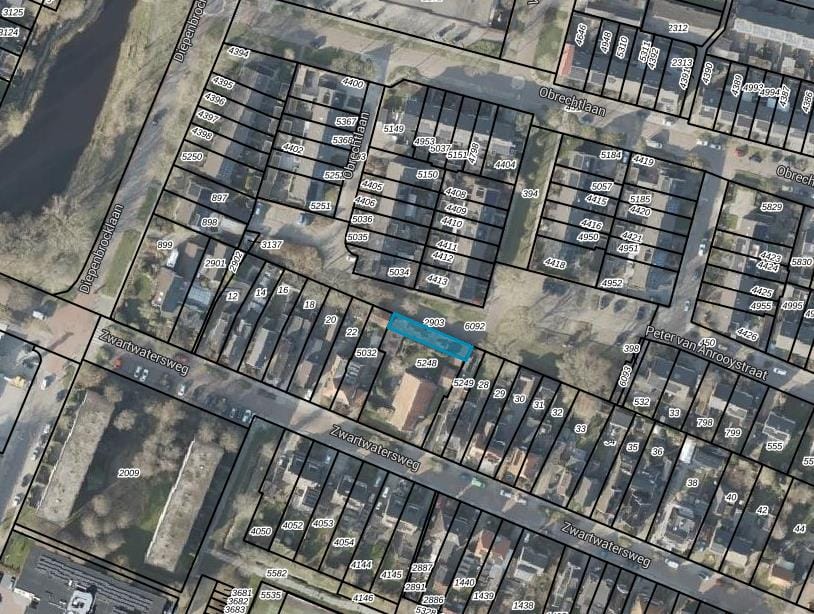 Foto 11 van Peter van Anrooystraat 23