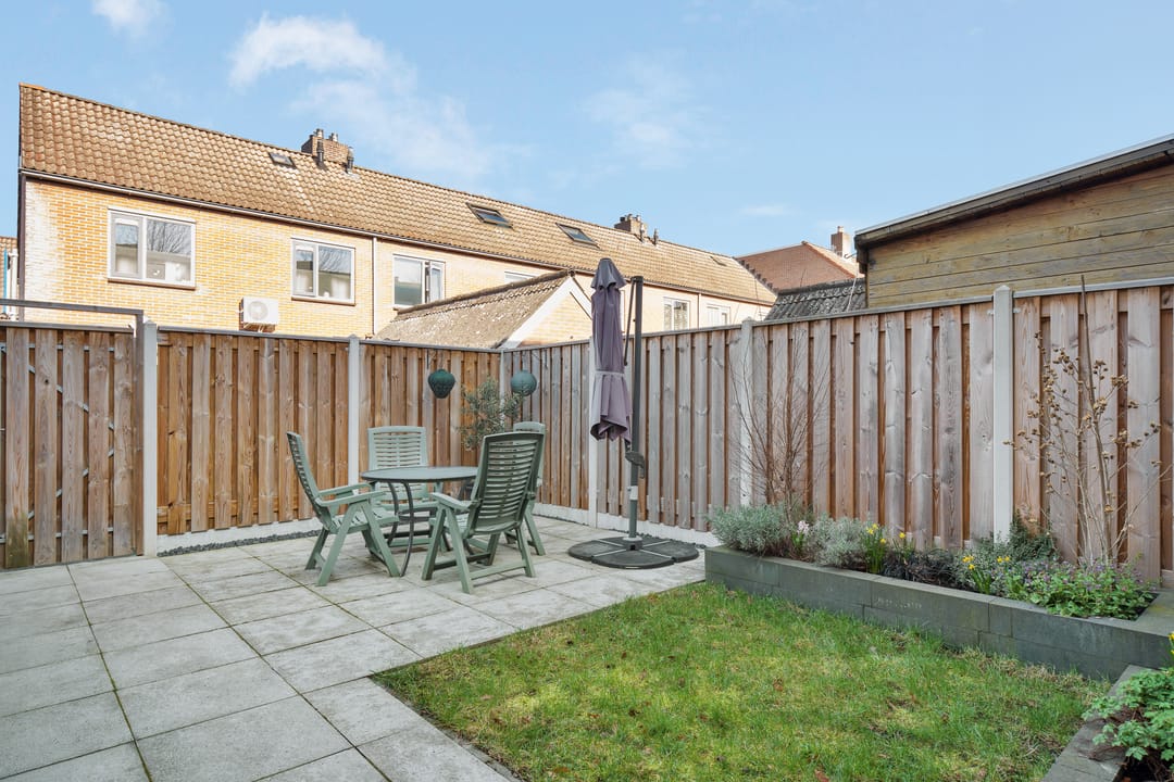 Foto 22 van Borneostraat 65