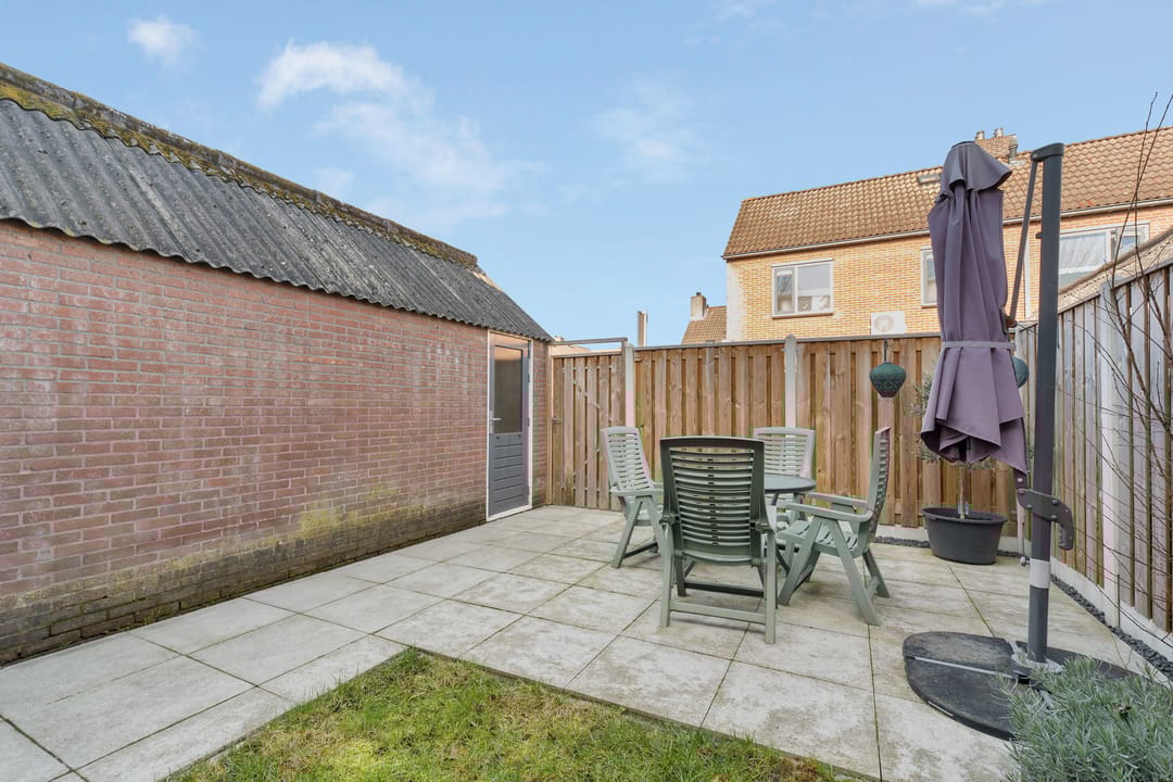 Foto 23 van Borneostraat 65