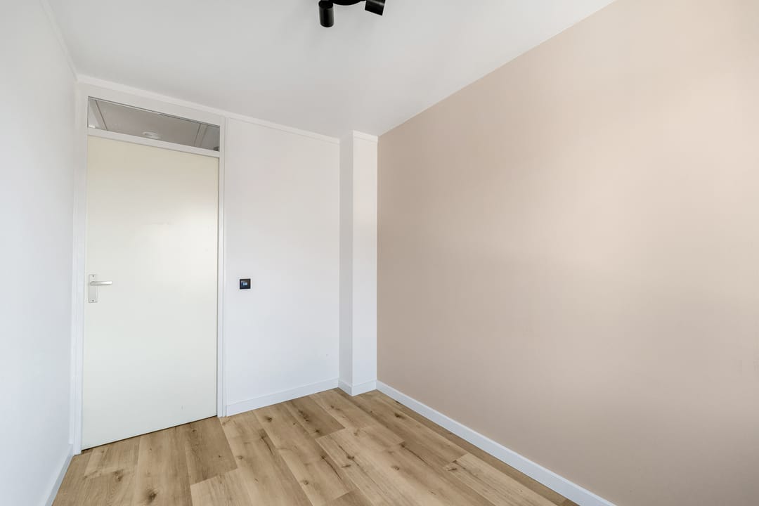 Foto 17 van Borneostraat 65