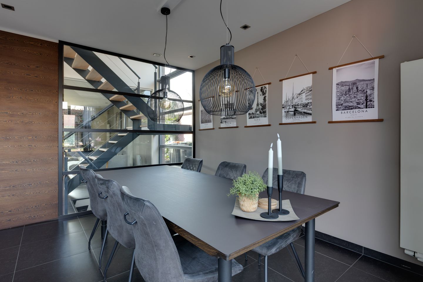 Foto 14 van Leliestraat 31-A