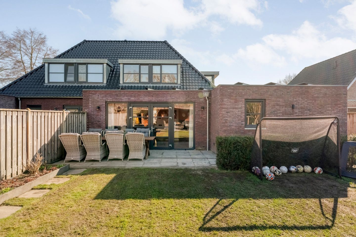 Foto 64 van de Marke 9