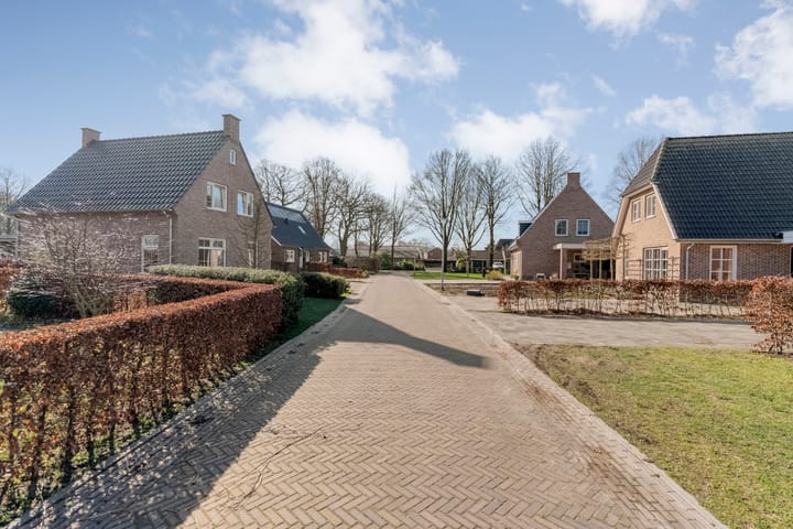 Foto 5 van de Marke 9