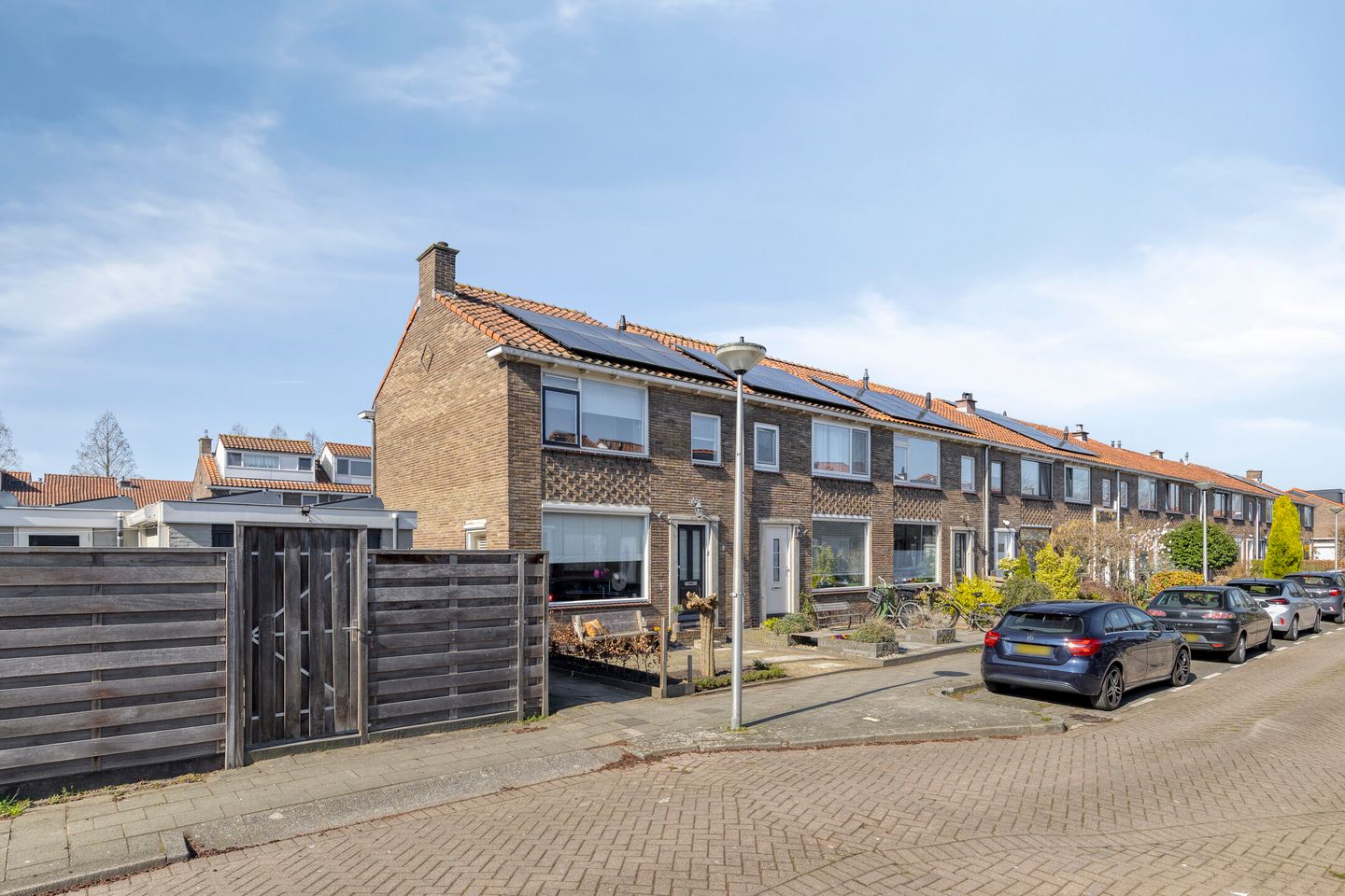 Foto 40 van Cort van der Lindenstraat 1
