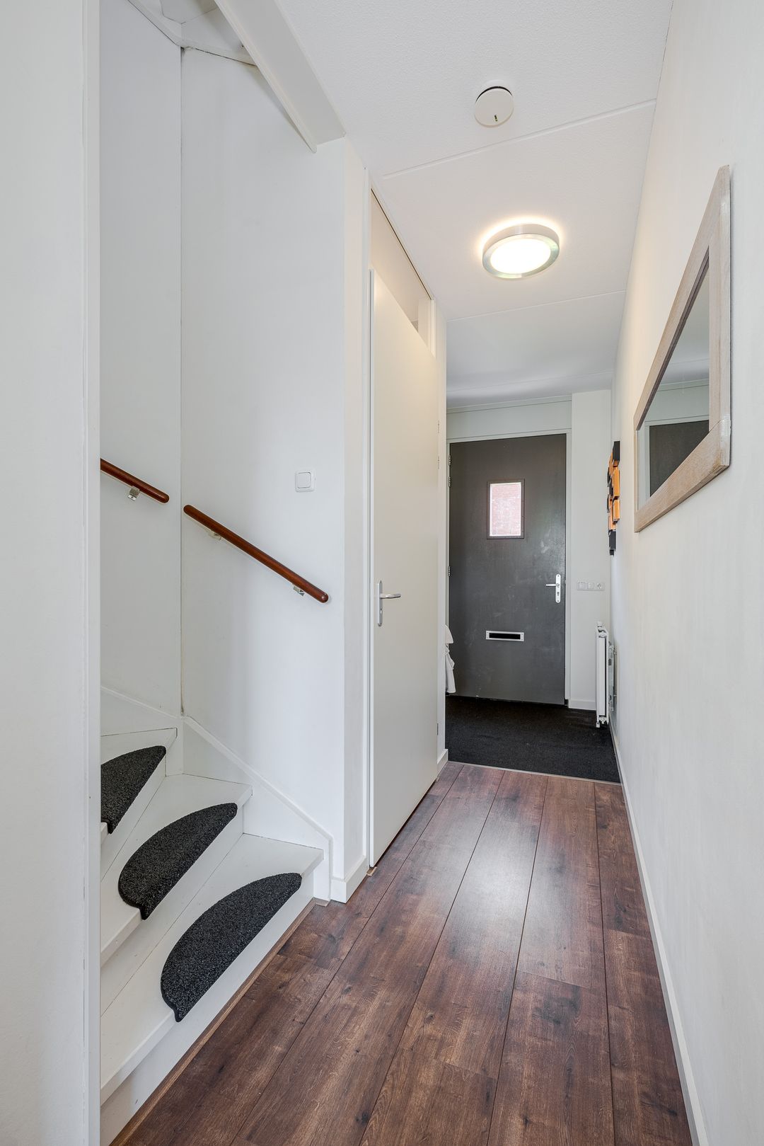 Photo 16 of Burgemeester Wijtstraat 4