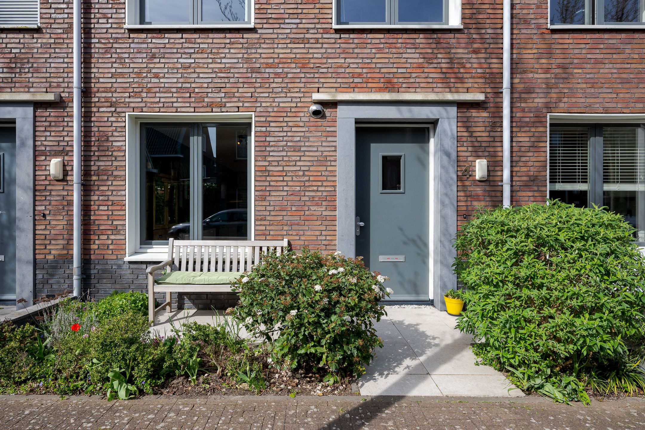 Photo 12 of Burgemeester Wijtstraat 4