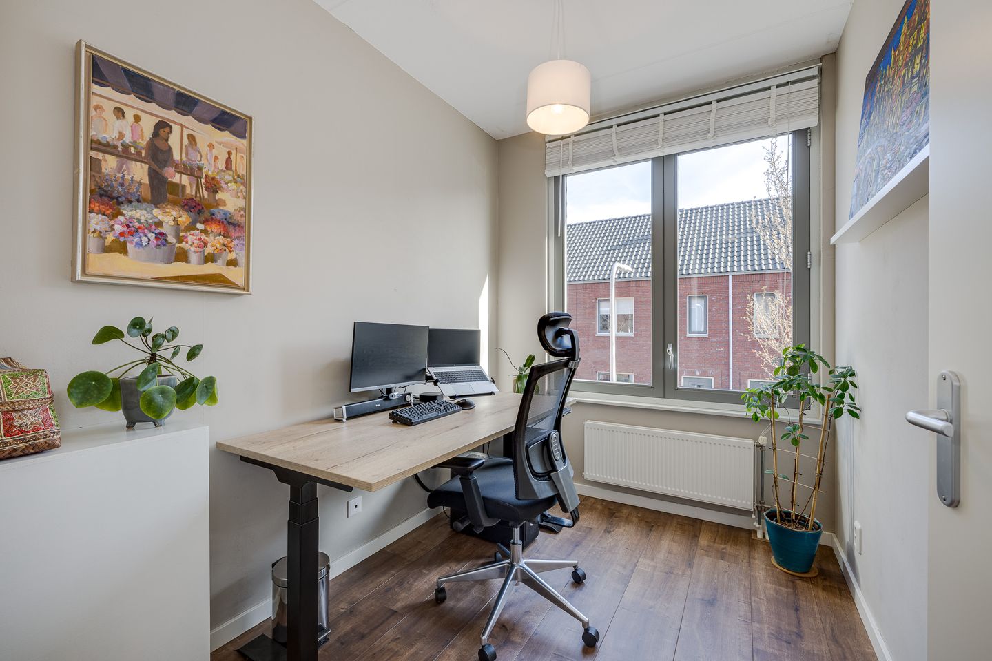 Photo 34 of Burgemeester Wijtstraat 4