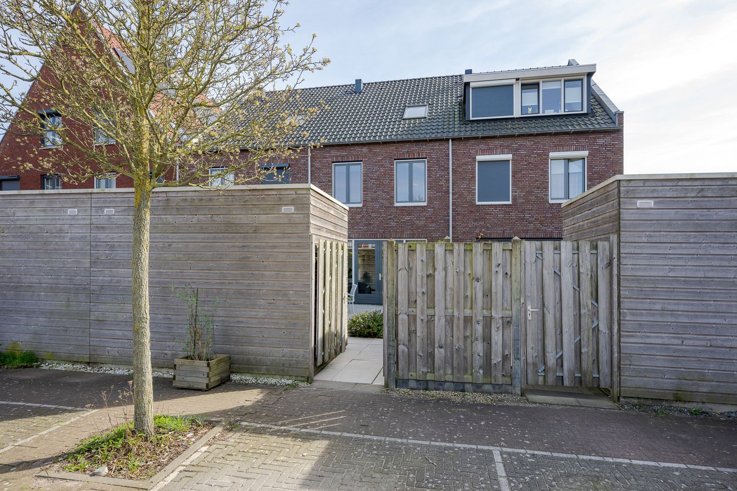 Photo 50 of Burgemeester Wijtstraat 4