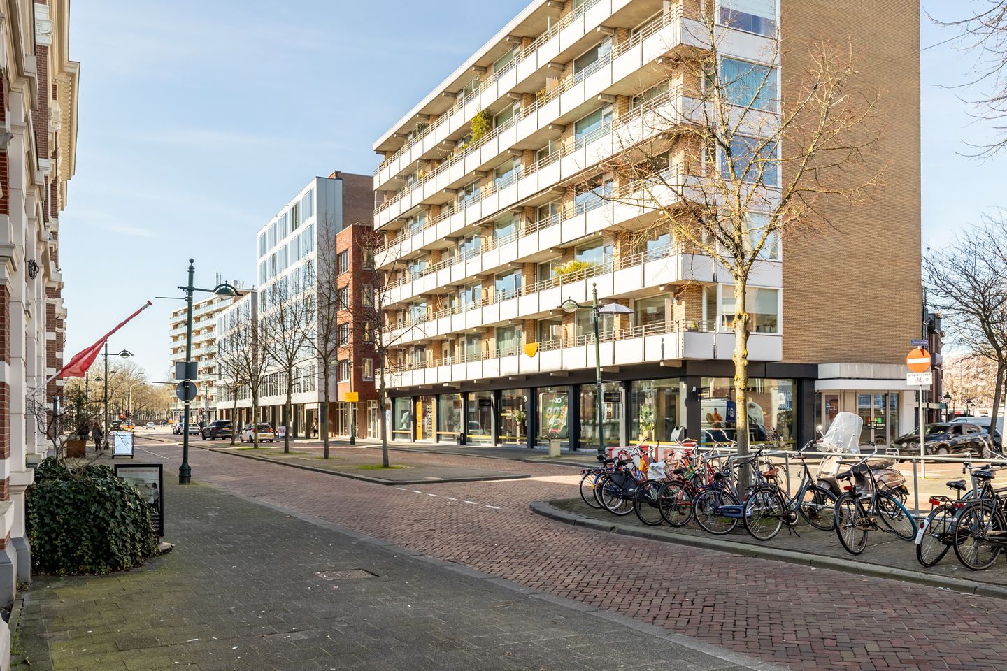 Bekijk foto 4 van van Coothplein 36