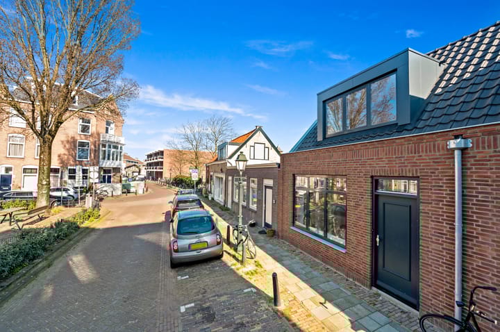 Foto 3 van Roerstraat 6