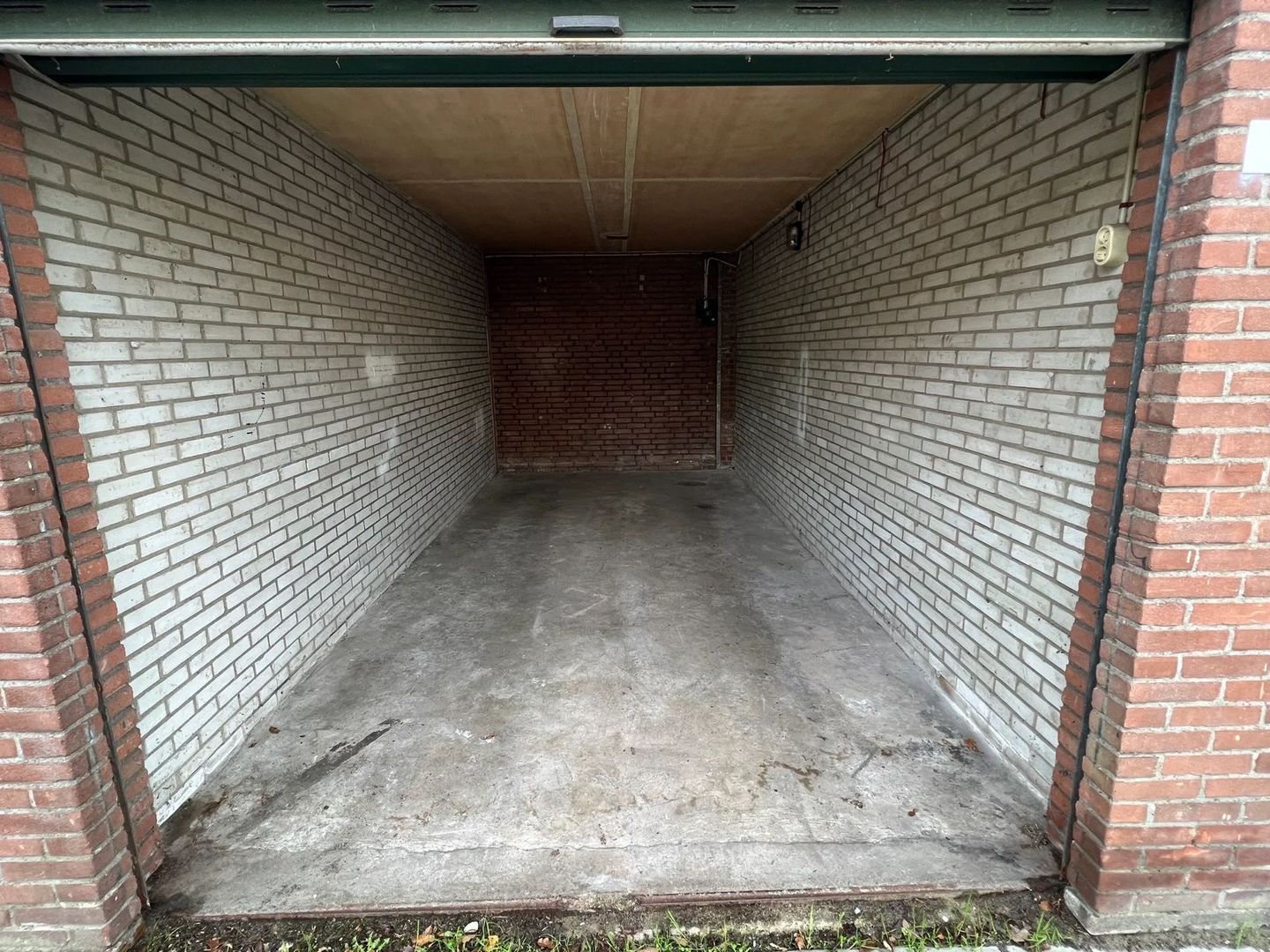 Bekijk foto 2 van Van Egmondstraat 13