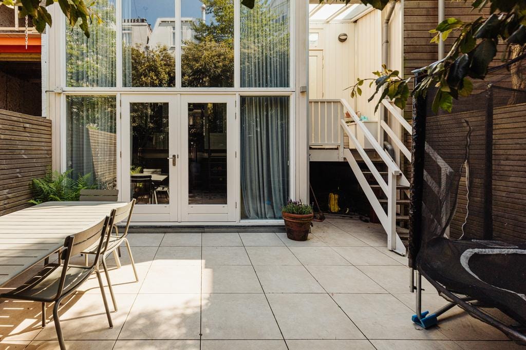 Renovated Apartment with Four Bedrooms and Sunny Garden in Statenkwartier — 78