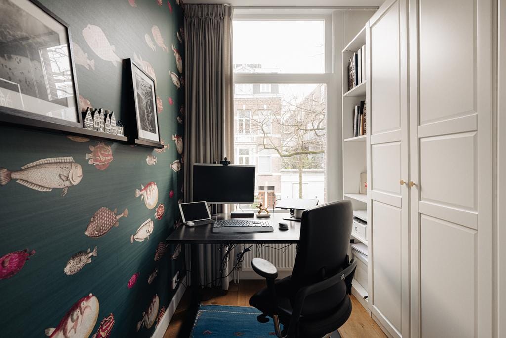 Renovated Apartment with Four Bedrooms and Sunny Garden in Statenkwartier — 97