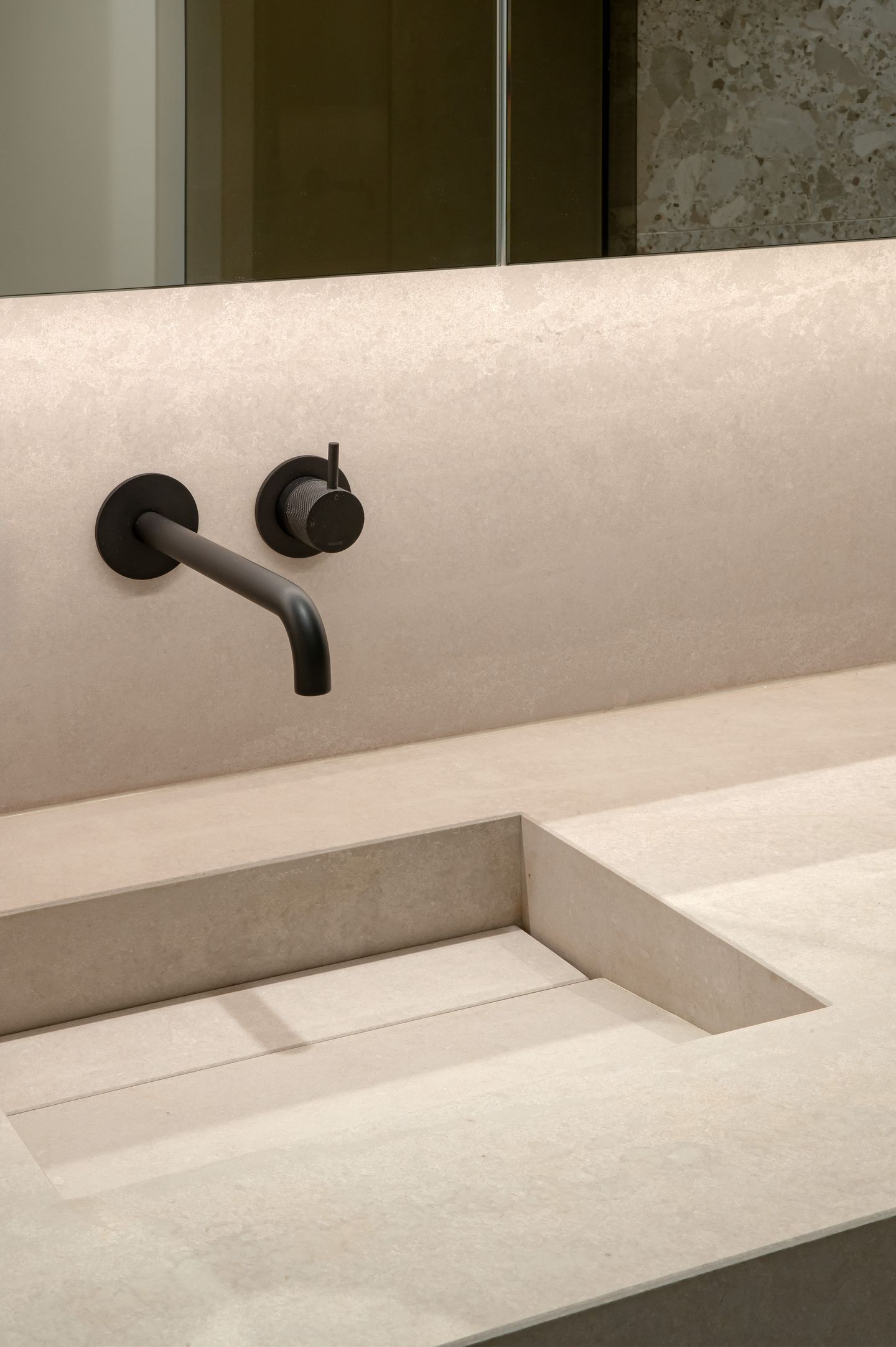 Foto 25 van Minderhoutsestraat 2A bus 5