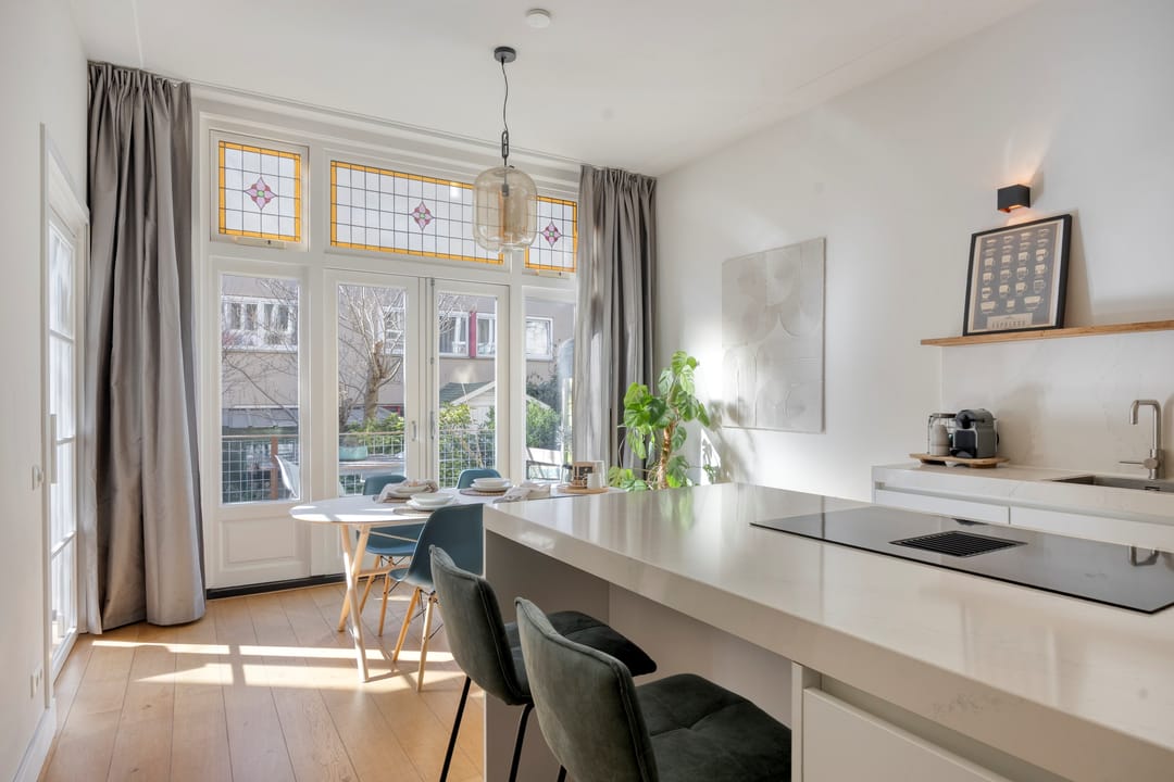 Foto 2 van Oostzeedijk 42-B