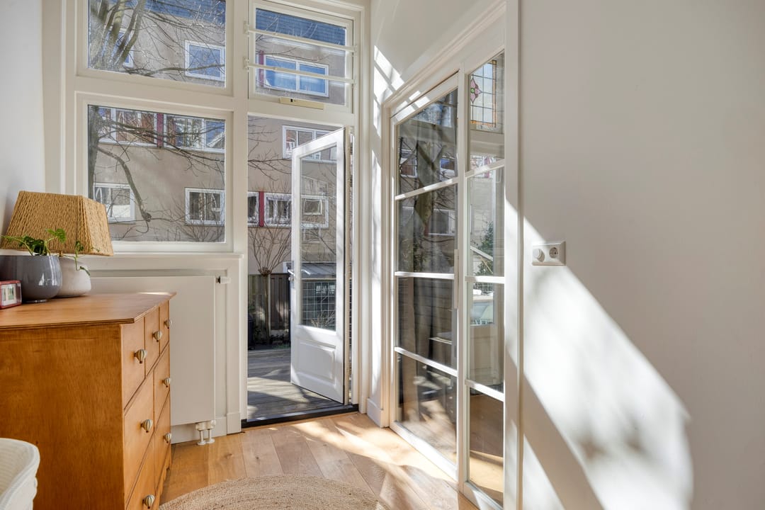 Foto 17 van Oostzeedijk 42-B