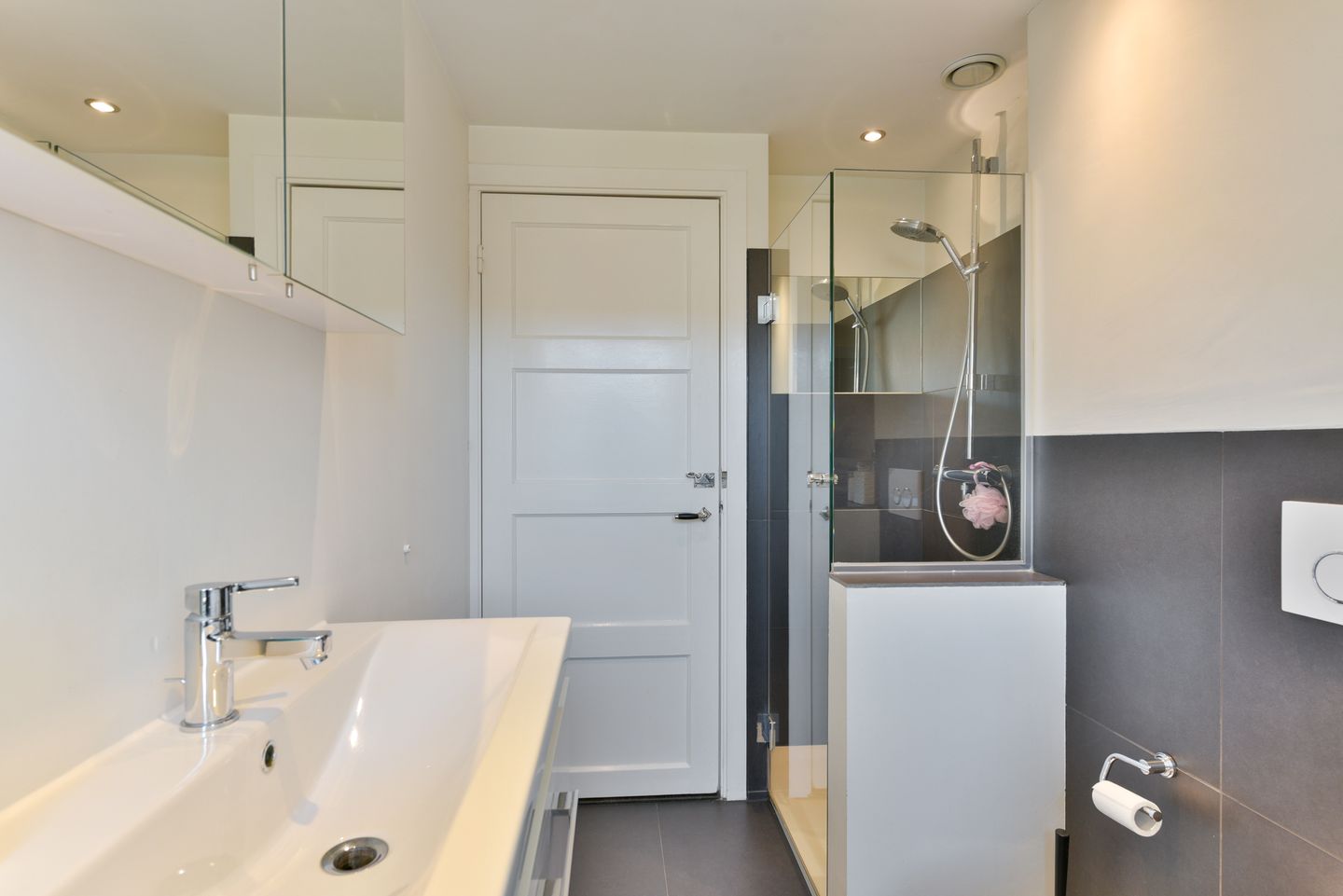 Foto 49 van Mendelssohnstraat 68