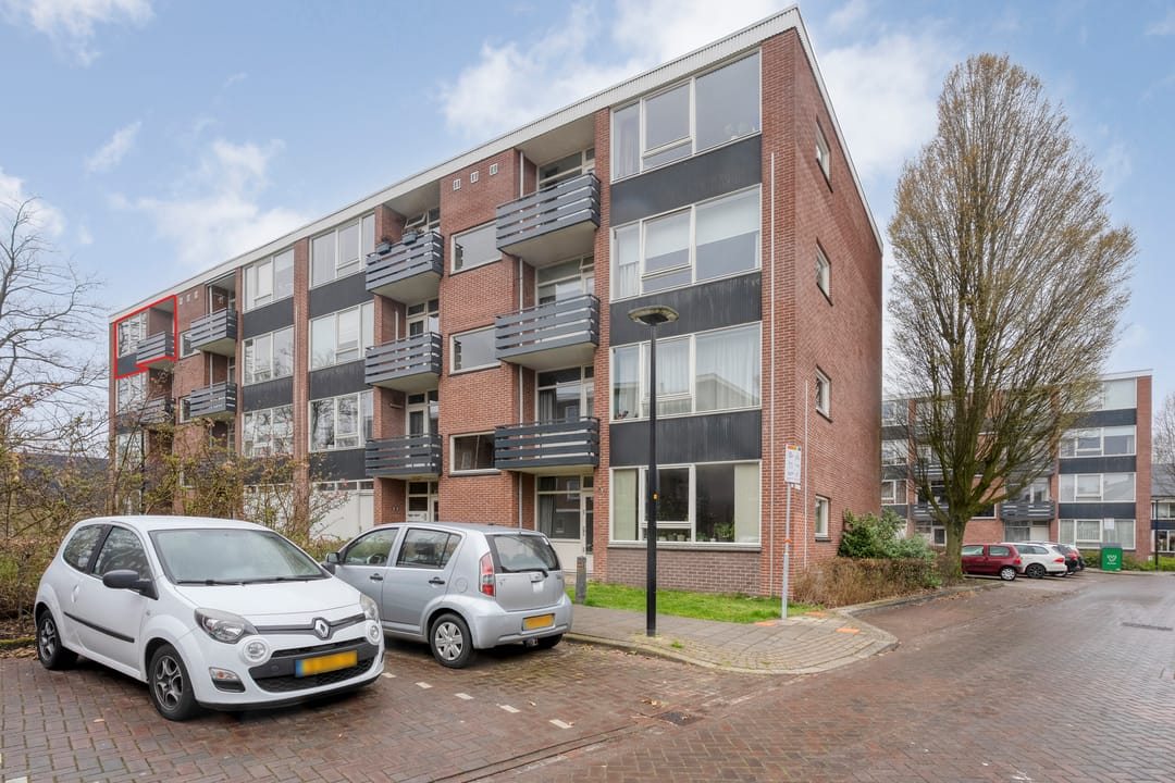 Photo 32 of Henry Dunantstraat 56