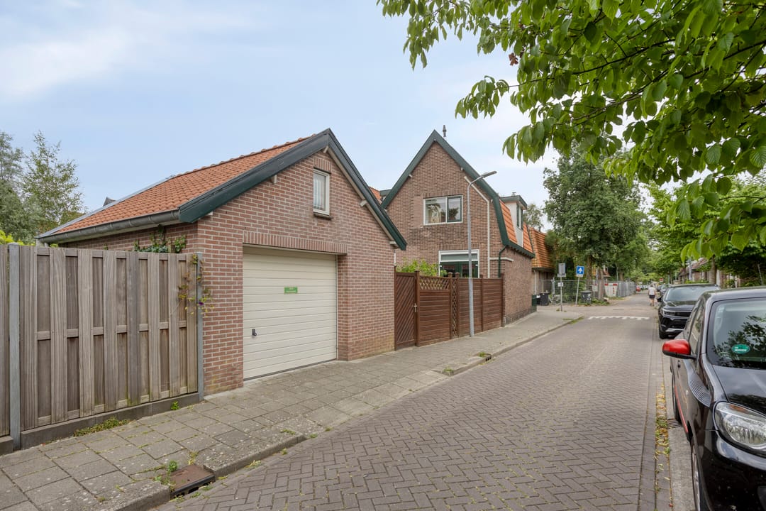 Photo 2 of Rozenstraat 48