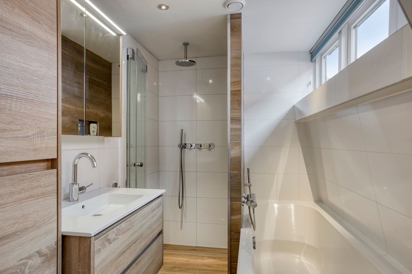 Photo 5 of Rozenstraat 48