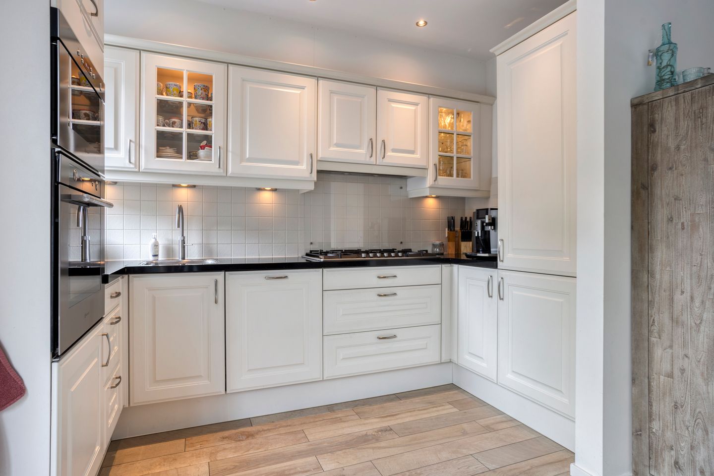 Photo 20 of Rozenstraat 48