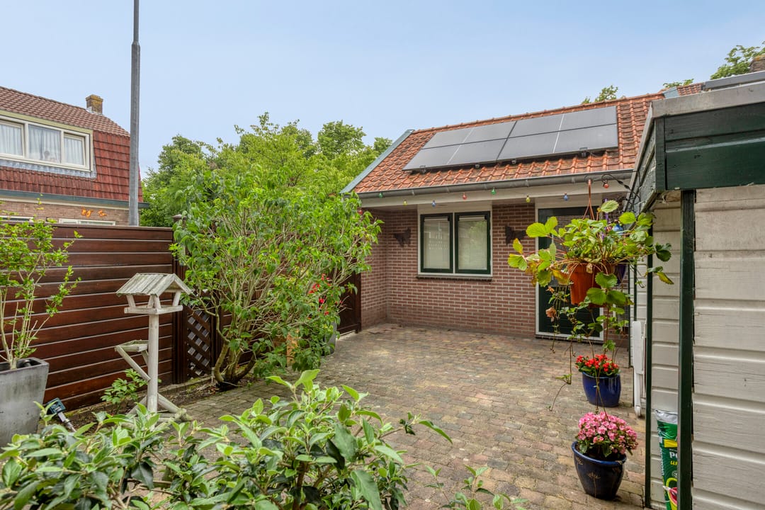 Photo 38 of Rozenstraat 48