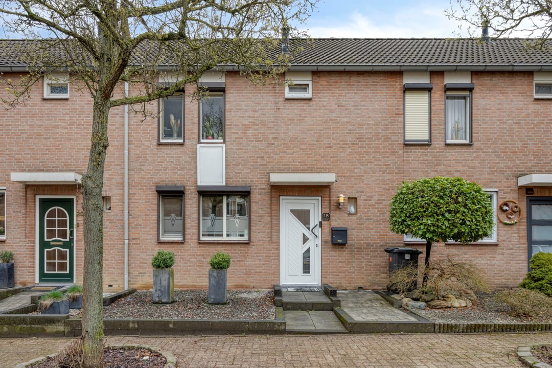 Foto 2 van Schweitzerstraat 18