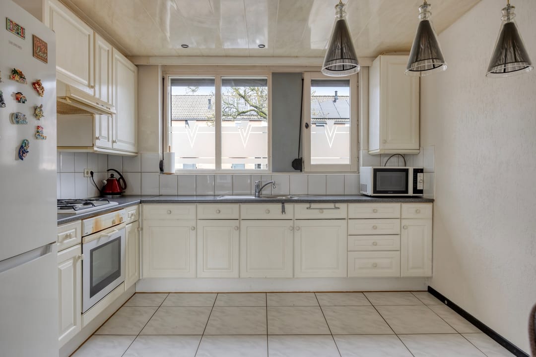 Foto 16 van Schweitzerstraat 18