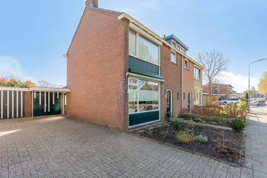 Photo 7 of Oranjestraat 34