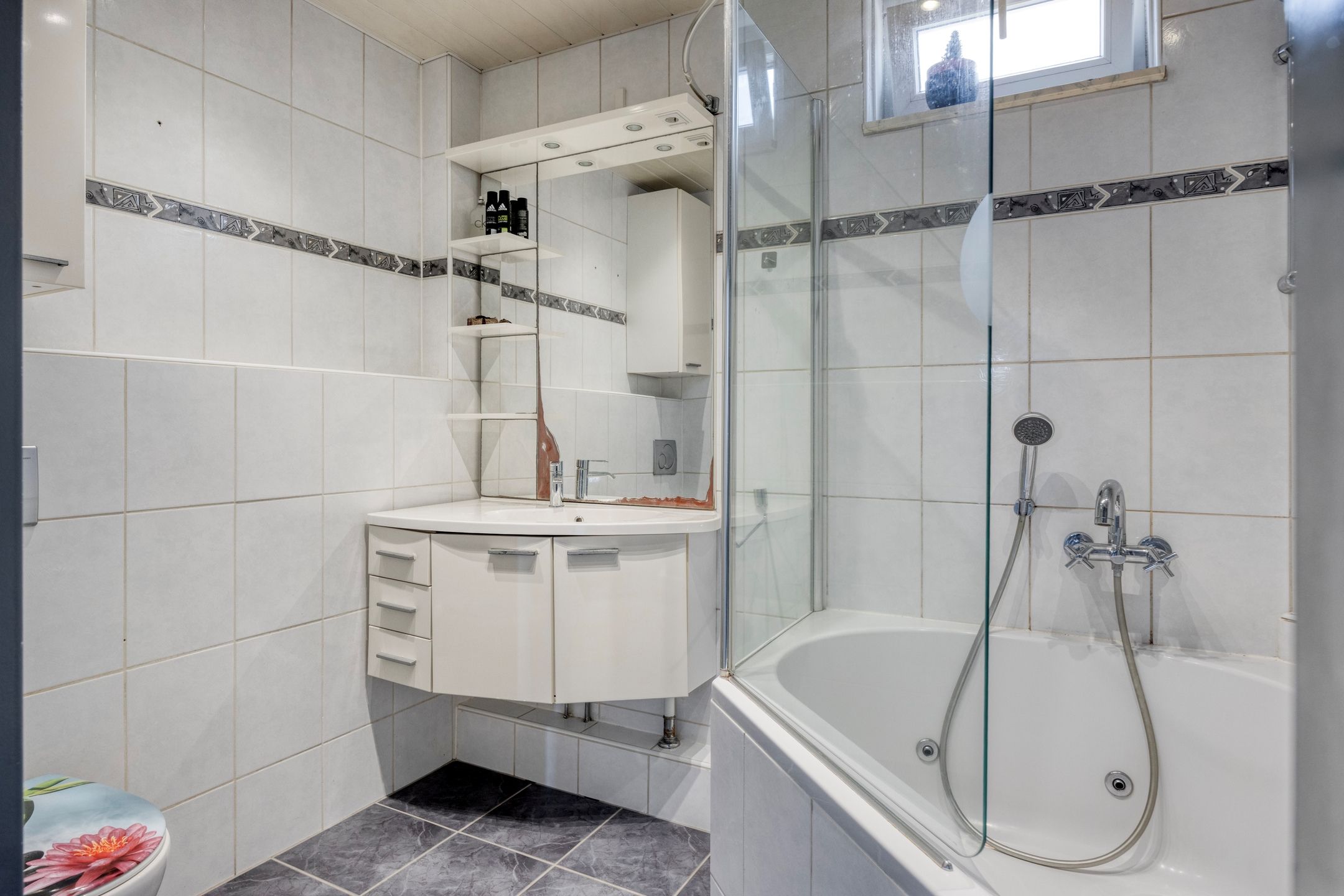 Foto 24 van Schweitzerstraat 18