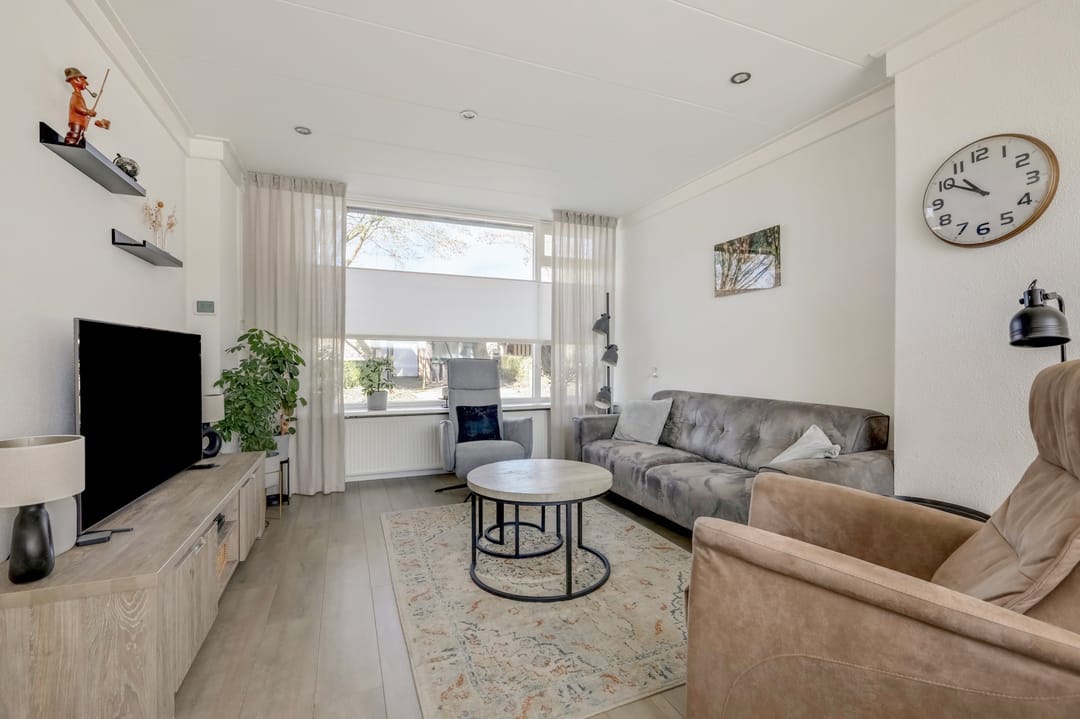 Photo 13 of Oranjestraat 34