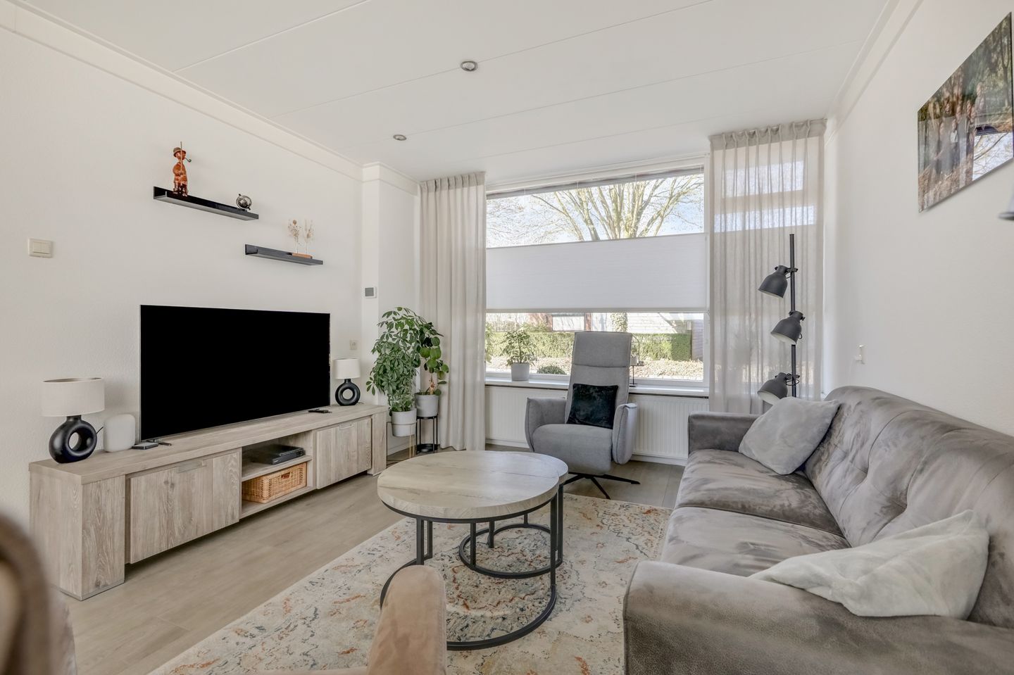 Photo 14 of Oranjestraat 34