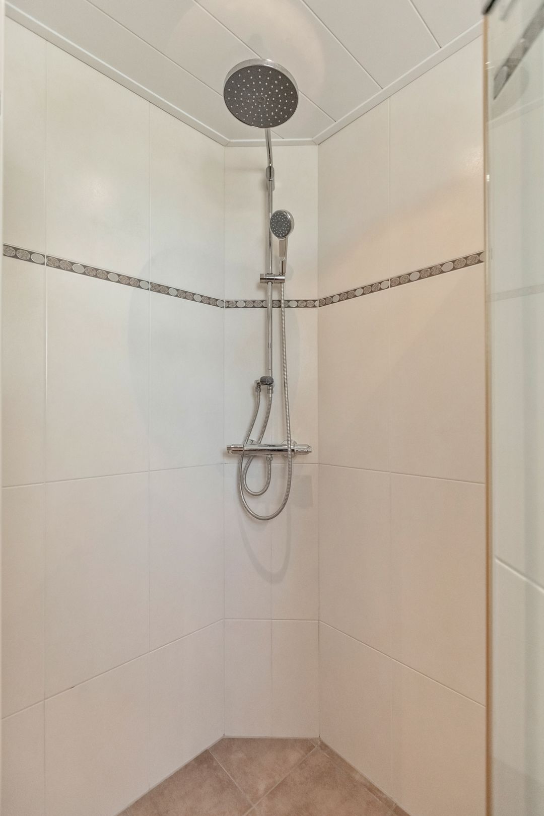 Photo 31 of Oranjestraat 34