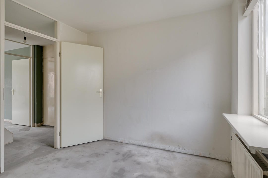Spacious 4-room apartment with garden in Rotterdam Overschie — 16