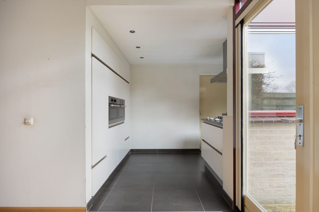 Spacious semi-detached house with five bedrooms and energy label A located in Kerk en Zanen — 15