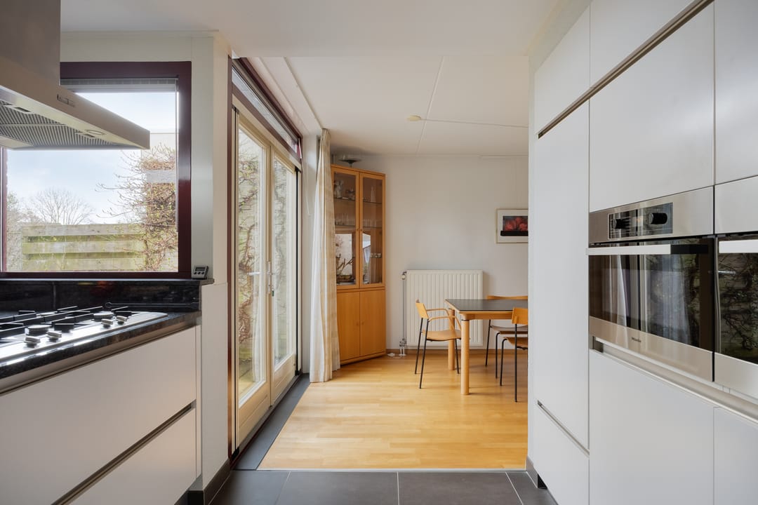 Spacious semi-detached house with five bedrooms and energy label A located in Kerk en Zanen — 16