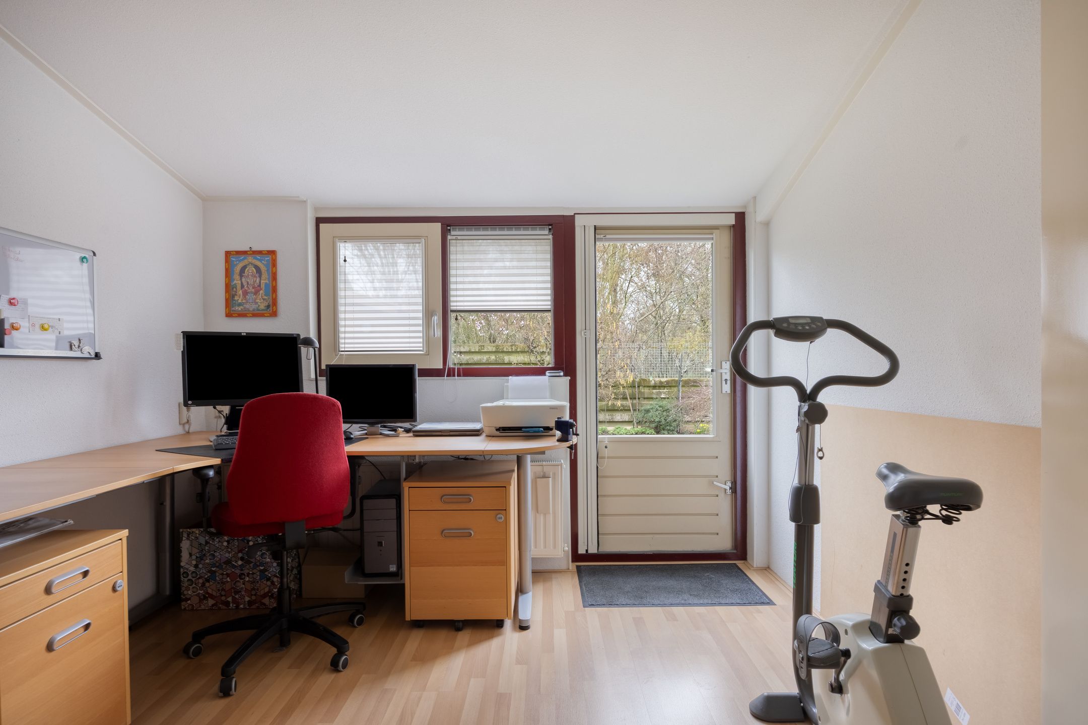 Spacious semi-detached house with five bedrooms and energy label A located in Kerk en Zanen — 26