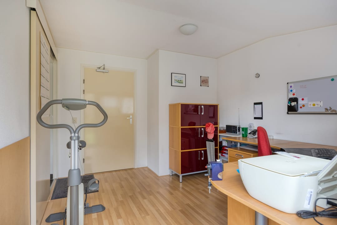 Spacious semi-detached house with five bedrooms and energy label A located in Kerk en Zanen — 27