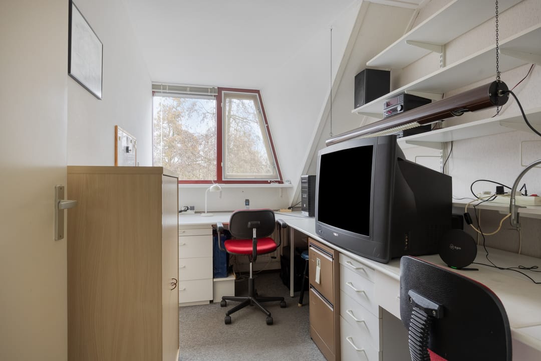 Spacious semi-detached house with five bedrooms and energy label A located in Kerk en Zanen — 37