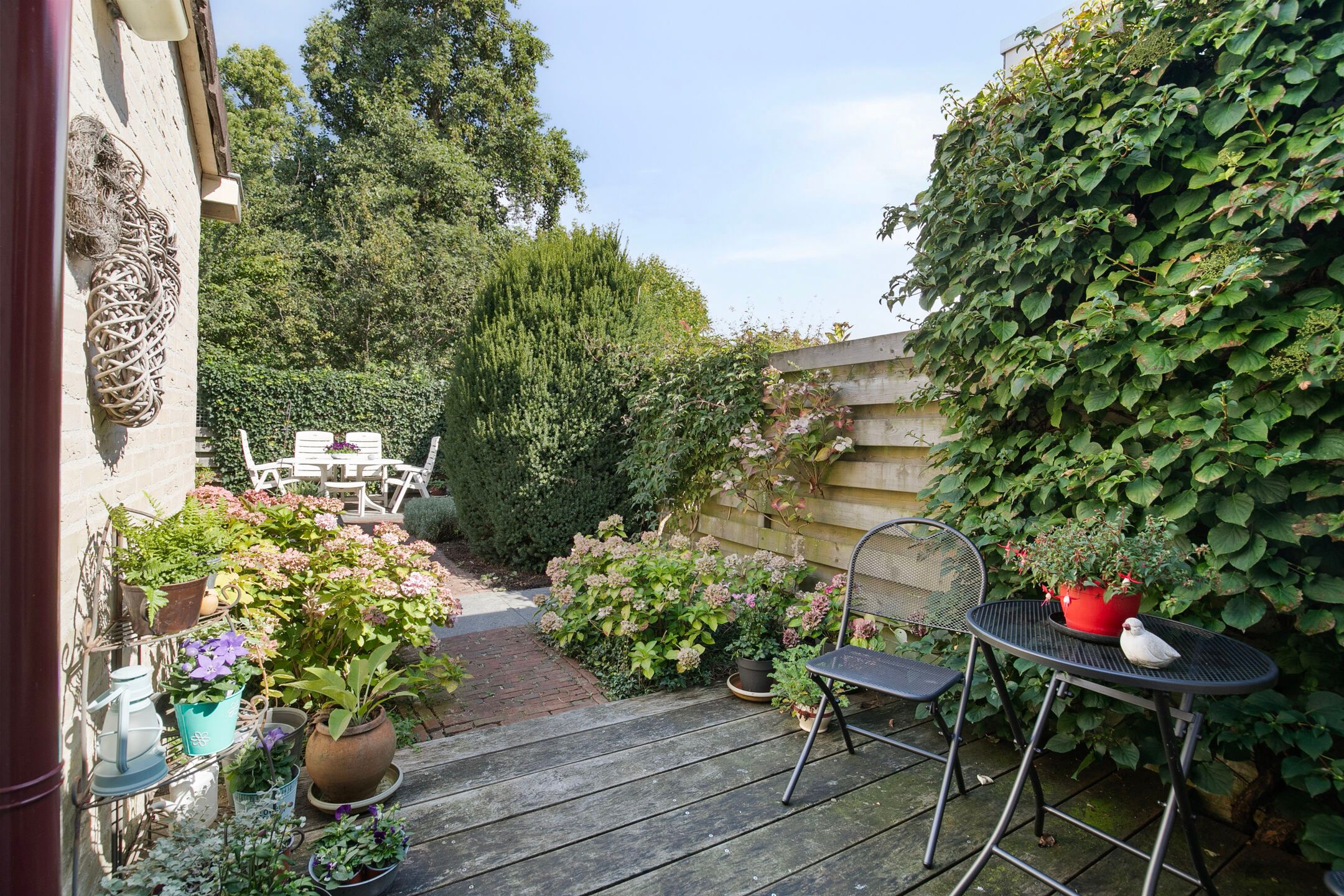 Spacious semi-detached house with five bedrooms and energy label A located in Kerk en Zanen — 53