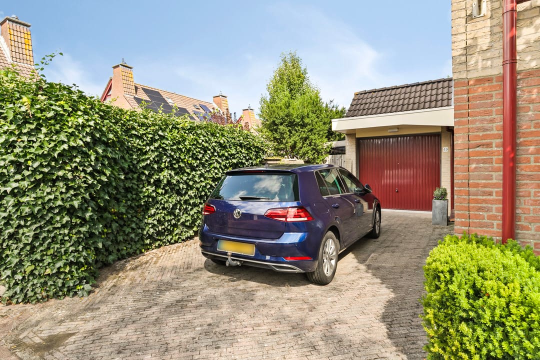 Spacious semi-detached house with five bedrooms and energy label A located in Kerk en Zanen — 57