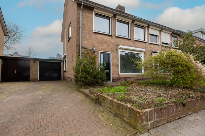 Foto 2 van Middelweg 46