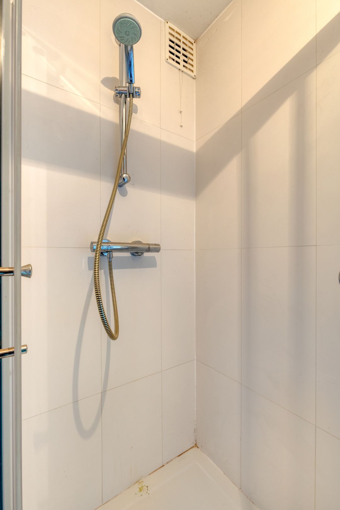 Photo 13 of Jacob van Oudenhovenstraat 54