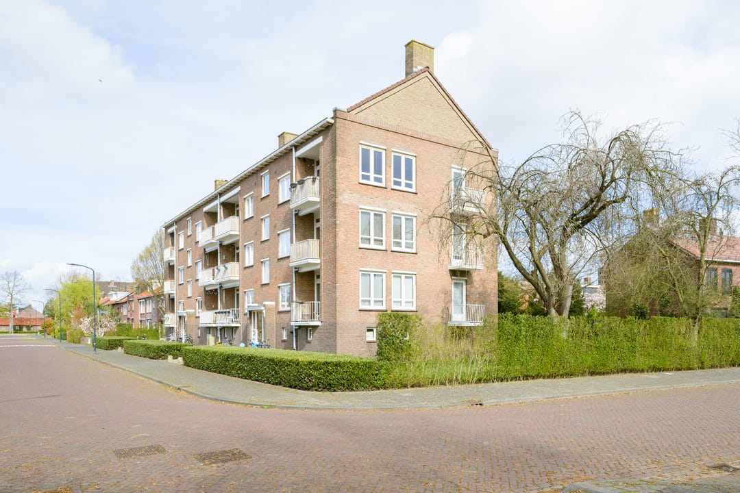 Photo 41 of Koraalstraat 31-A