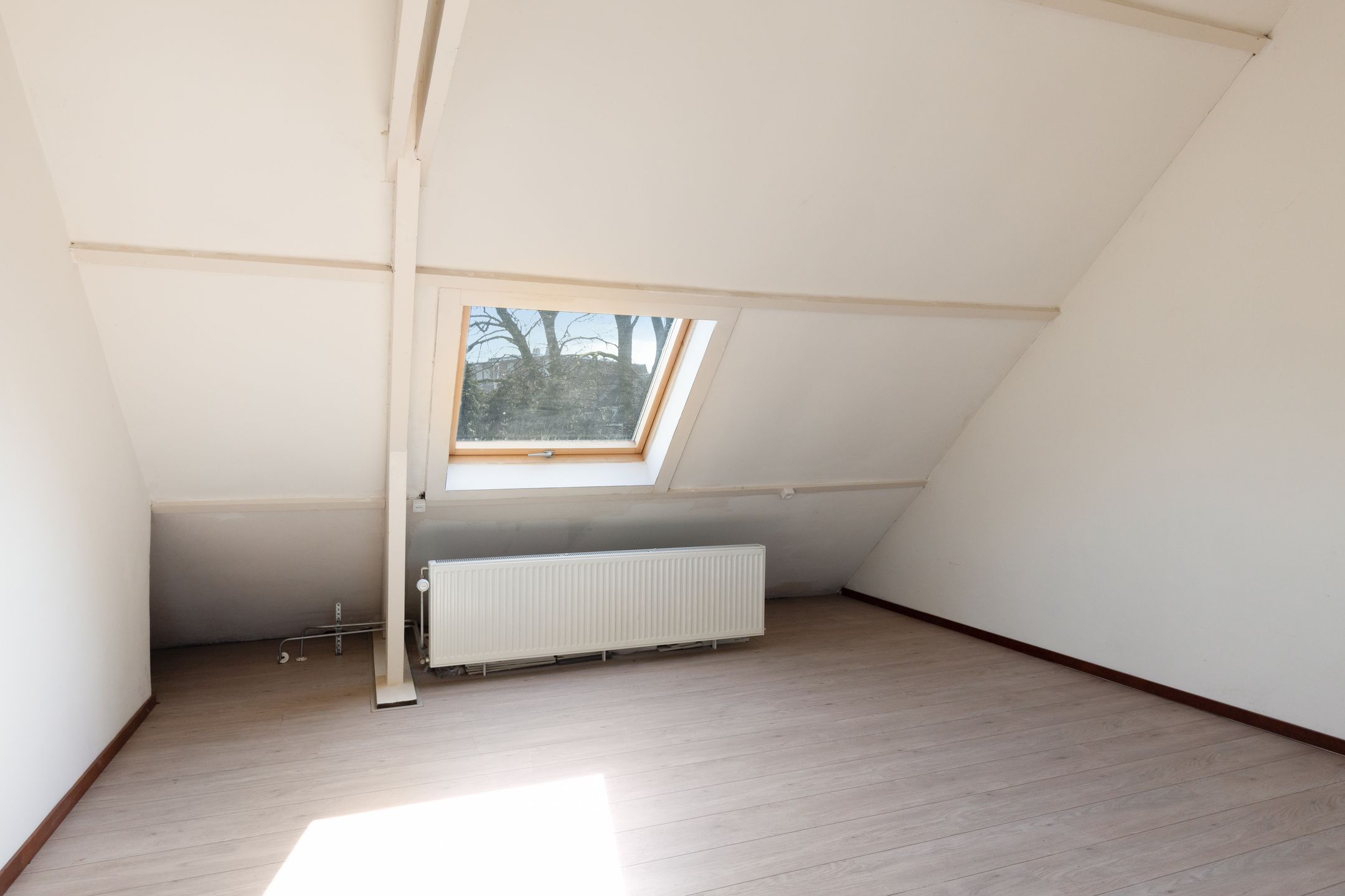 Photo 39 of Jacob van Oudenhovenstraat 54