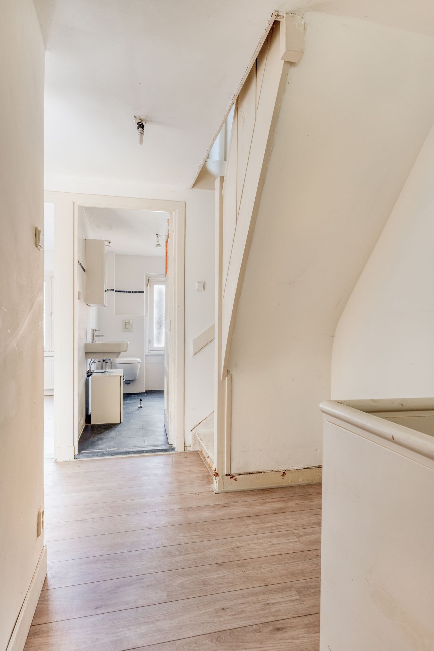 Photo 20 of Jacob van Oudenhovenstraat 54