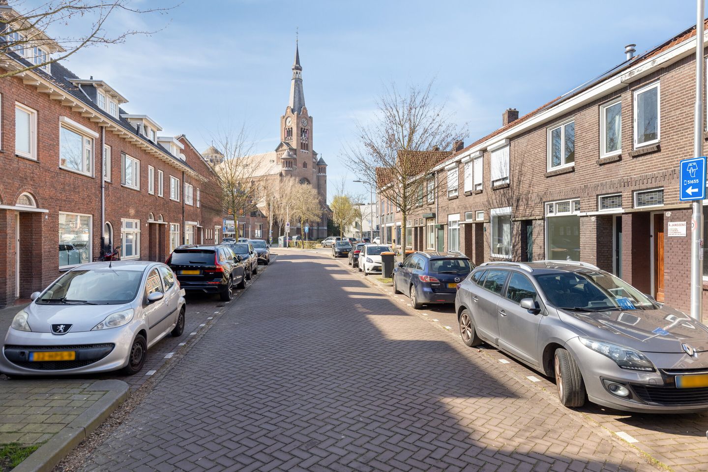 Photo 50 of Jacob van Oudenhovenstraat 54
