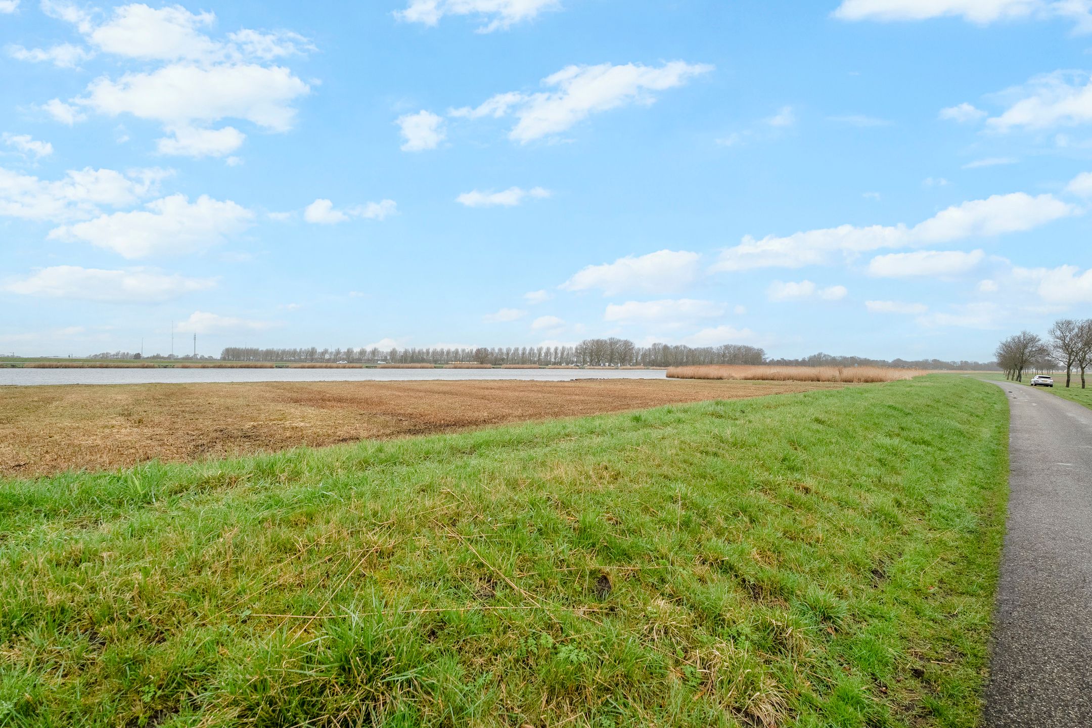 Photo 6 of Kneeskade 5