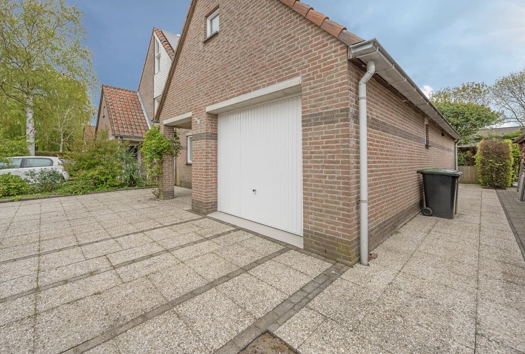 Photo 4 of Haya van Somerenstraat 32